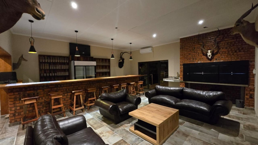 5 Bedroom Property for Sale in Edenburg Rural Free State